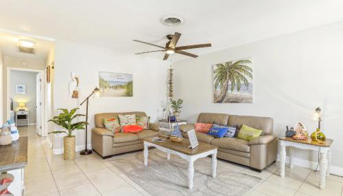Jensen Beach Home Walk to Beach Access! - Foto 2