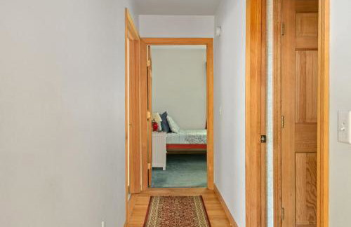 The Tipsy Moose, Ayuh Lakeside Lodge - Photo 22