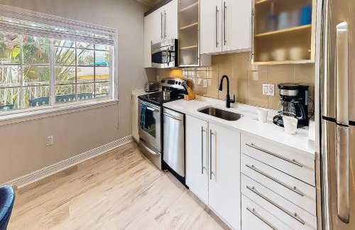 Beach Club Modern Condo C Building - Foto 22