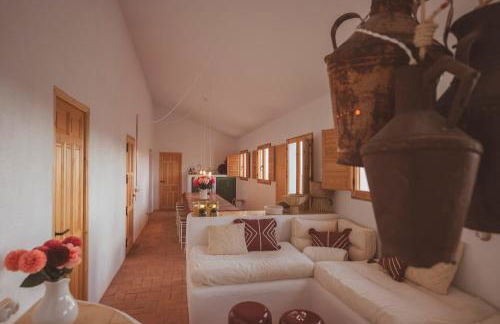 Cortijo Banana, villa rural para grupos grandes y piscina privada entre olivos - Foto 27