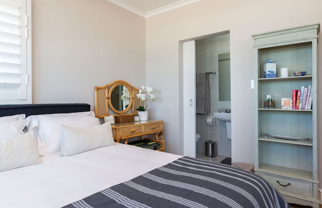 Lagoon Beach Penthouse - Photo 14