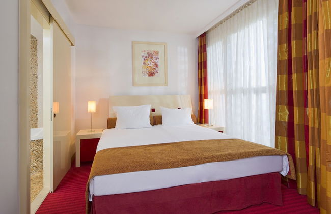 Mamaison Residence Diana - Photo 7