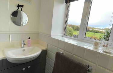 Leigh Holt, with games room nr Shepton Mallet, Somerset - Foto 11