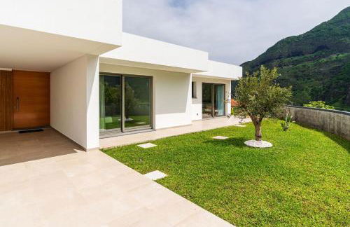 Elysium São Vicente - Designer Villa with Ocean View, Heated Pool, Jacuzzi & Sauna - Foto 45