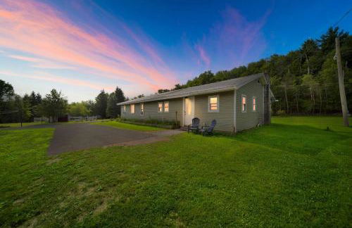 Liberty Lakefront Home - Pool, Hot Tub, Sauna - Foto 1