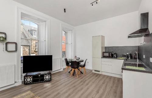 Family - Parking - Central - Wifi - Sleeps 4 - Foto 2