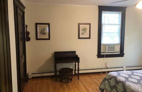 Walk to Downtown Salem - Foto 12