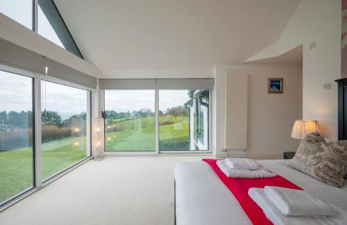 Spacious Coastal Retreat with Sea Views - Foto 21