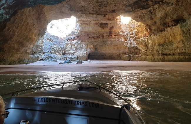 Tour privato in barca di 2 ore alle grotte di Benagil - Foto 10