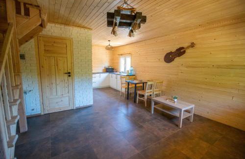 Domki nad rzeką w Komańczy - Foto 17