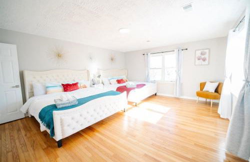 Spacious 5BR 2BA Free Parking Minutes to DC with Foosball - Photo 46