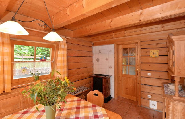 Ferienhaus aus Holz in der Nahe des Skigebiets - Photo 16