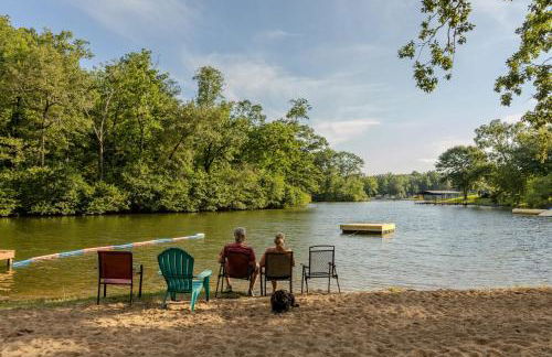 Cozy Lakeside Escape near Hot Springs - Foto 23