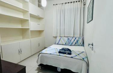 Lindo 3 quartos a 6 minutos da praia de Copacabana - Foto 48