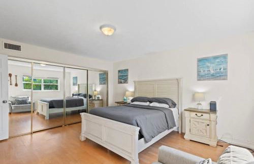 Beachside Las Olas Getaway Oasis with Pool - Foto 23