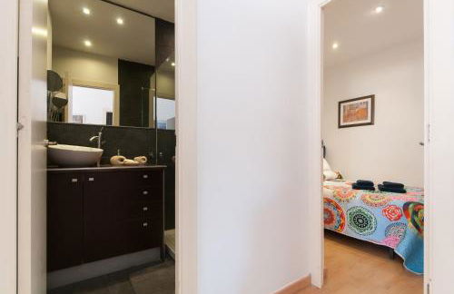 Cute Apartment in Sants Station with HBO & Alexa & AC - Photo 63