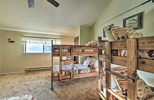 Red River Townhome with Balcony and Mtn Views! - Foto 19