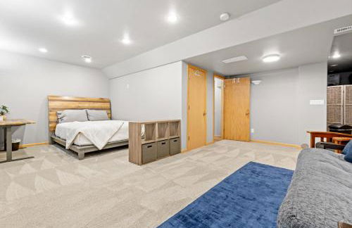 Perfectly Located 3 Bed 3.5 Bath Beautiful Townhome - Photo 22