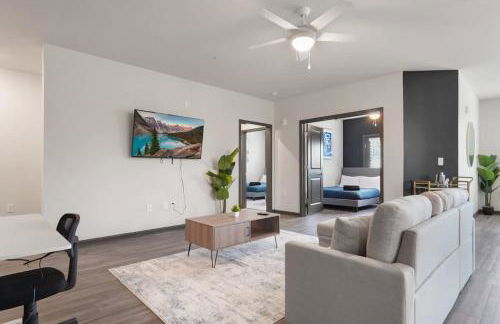 3BR King Bed Balcony North Raleigh - Foto 7