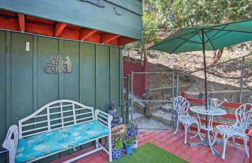 1 Mi to Lake Gregory Boho Crestline Cabin - Foto 21