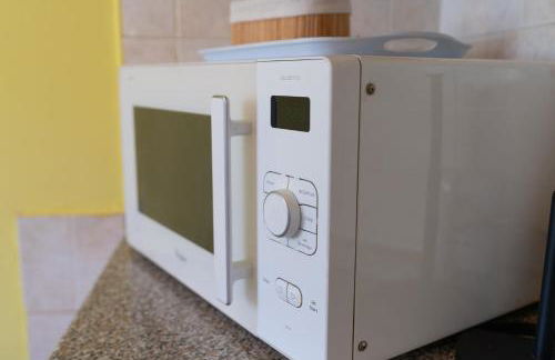 House of Camellias - Ground Floor with Garden - Foto 13