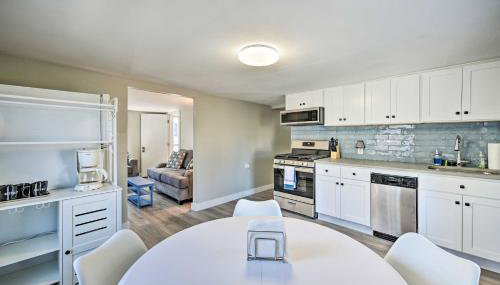 Lovely Rockport Apartment, Walk to Beaches! - Foto 2