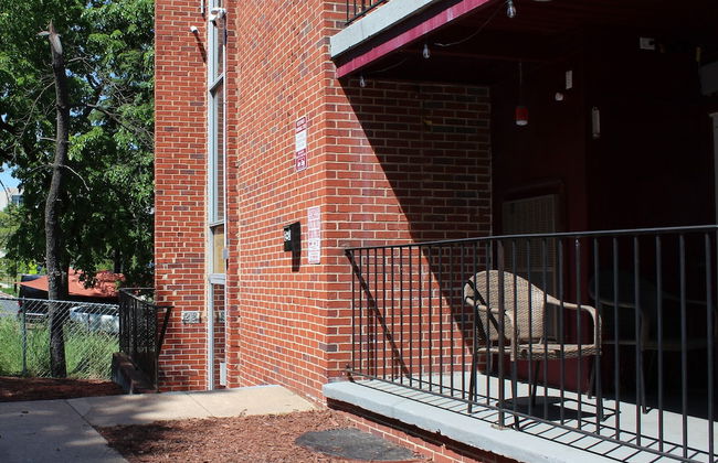 Cozy 3 Bedroom/Great Location - Foto 25