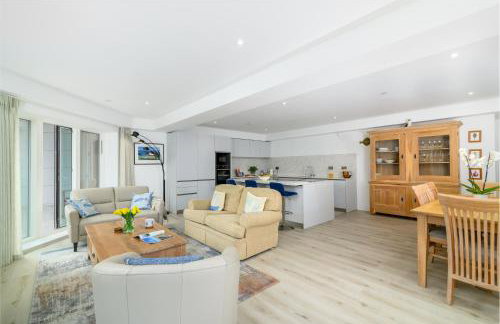 Luxury Apartment very close to Tolcarne Beach - Foto 2