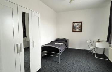 WG- Zimmer im Einfamilienhaus - Foto 4