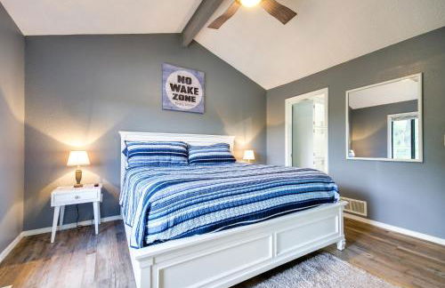 Waterfront Home with Views and Dock in Sunrise Beach! - Foto 14