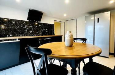 Suite Donatella - Piscine, Vue Hippodrome & Village à pied - Foto 15