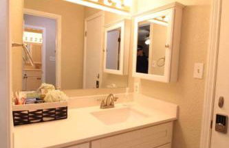 Pool Theater Convenient Location 4bedroom2 bath - Foto 18