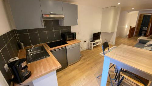 Paris Eiffel Tower et Disney apartments, parkings gratuits et sécurisés, 10 minutes métro to Paris - Foto 3