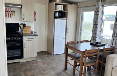 Main South View A8 - Crimdon Dene Holiday Park - Photo 16