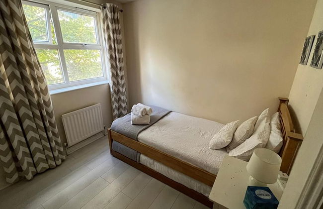 Stunning 3-bed Apartment in Croydon - Foto 5