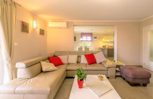 Modern Villa Vesna with Private Pool - Foto 8