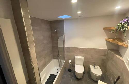 House in Sant Cugat, 25 Mins to Barcelona center - Foto 12