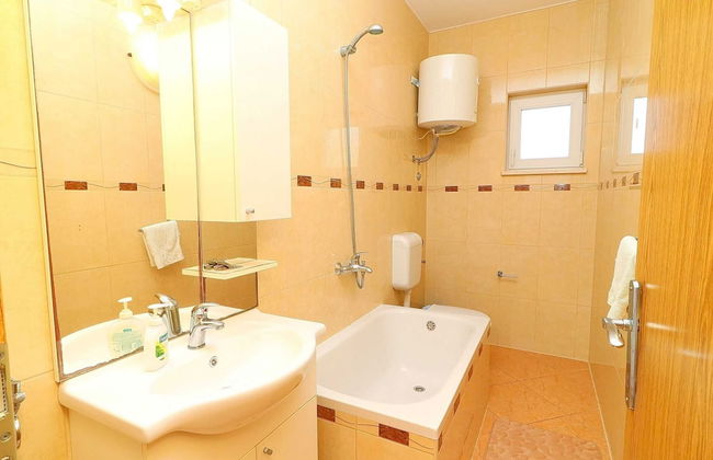 Apartments Marko Peljesac - Two Bedroom Apartment With Balcony - Foto 8