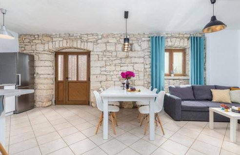 Two-Bedroom Holiday Home In Svetvincenat - Foto 6