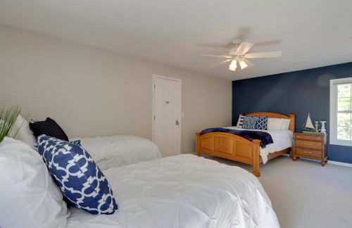 Lakeside Gravois Mills Home w/ Boat Slip + 4 Decks - Foto 30