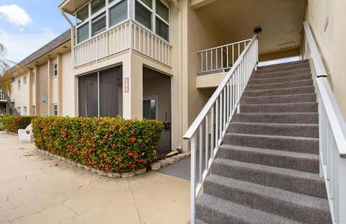 Funshine Pointe Capri - Photo 24