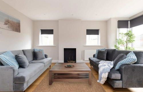 Modern 5-Bedroom Retreat Nr Coast - Foto 4