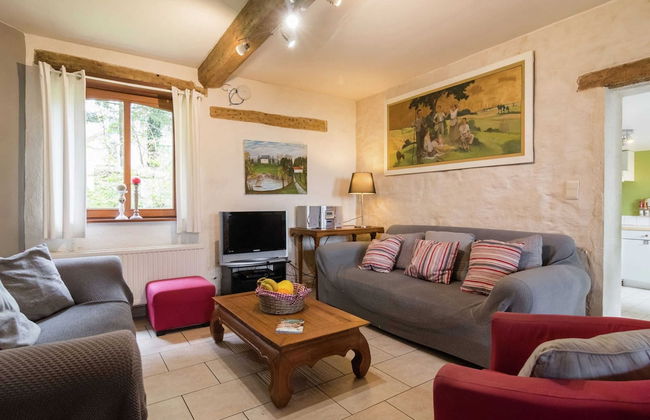 Pleasant Holiday Home With Garden in Ciney - Foto 16