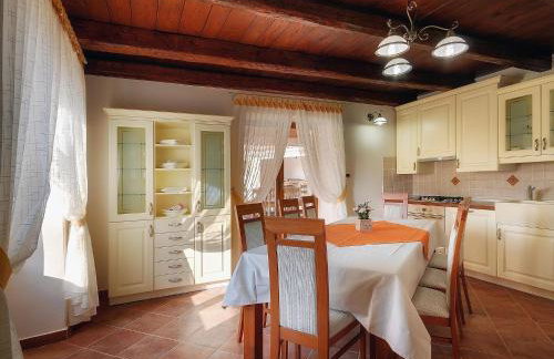 Holiday Home in Golas With Private Pool - Foto 10