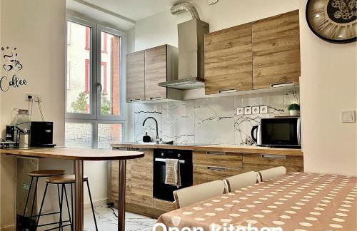 PARIS CITY-Le Raincy - Facing station - 4 to 8 Pers - Foto 3