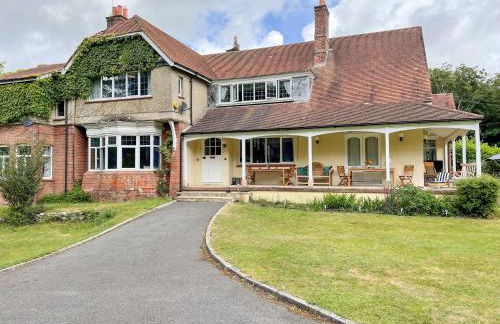 Deer Leap House - Photo 1