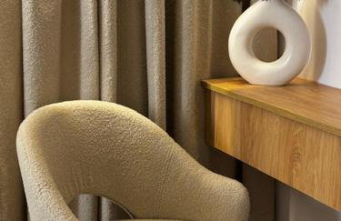 Family & Business Apartments PREMIUM No1 - 1 Bedroom with Private Jacuzzi, Balcony, Parking - Photo 17