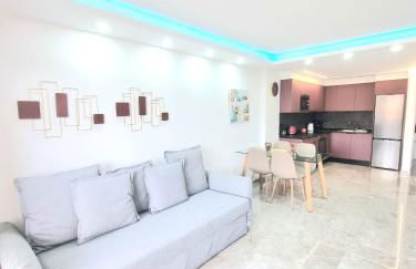 Two-Bedroom ,central,wifi,sea view - Photo 1