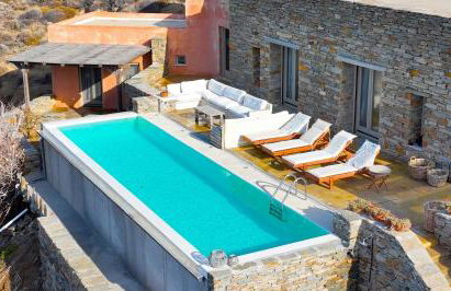 The Charming Waterfront Retreat, with a swimming pool & direct access to the sea, ideal for large families, or a group of friends - Foto 3