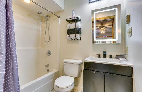 Luxury Home with Game Room, 4 Mi to Bushkill Falls! - Foto 26